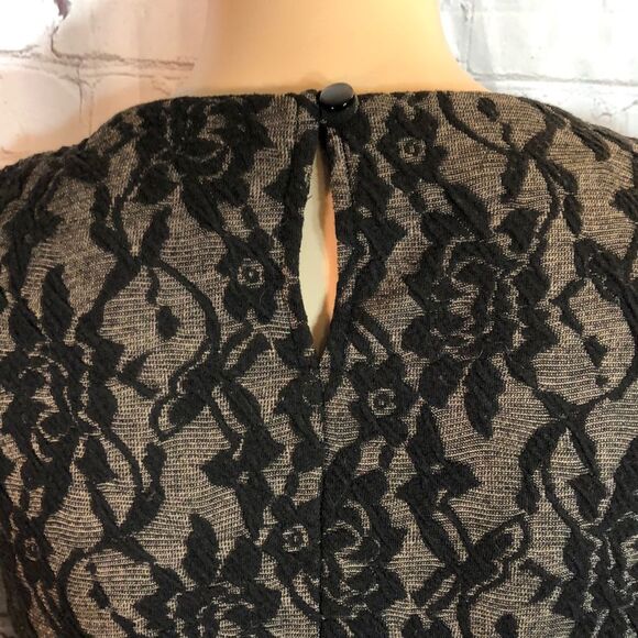 Big Strike Floral Applique Cap Sleeve Peplum Top M - Picture 7 of 10